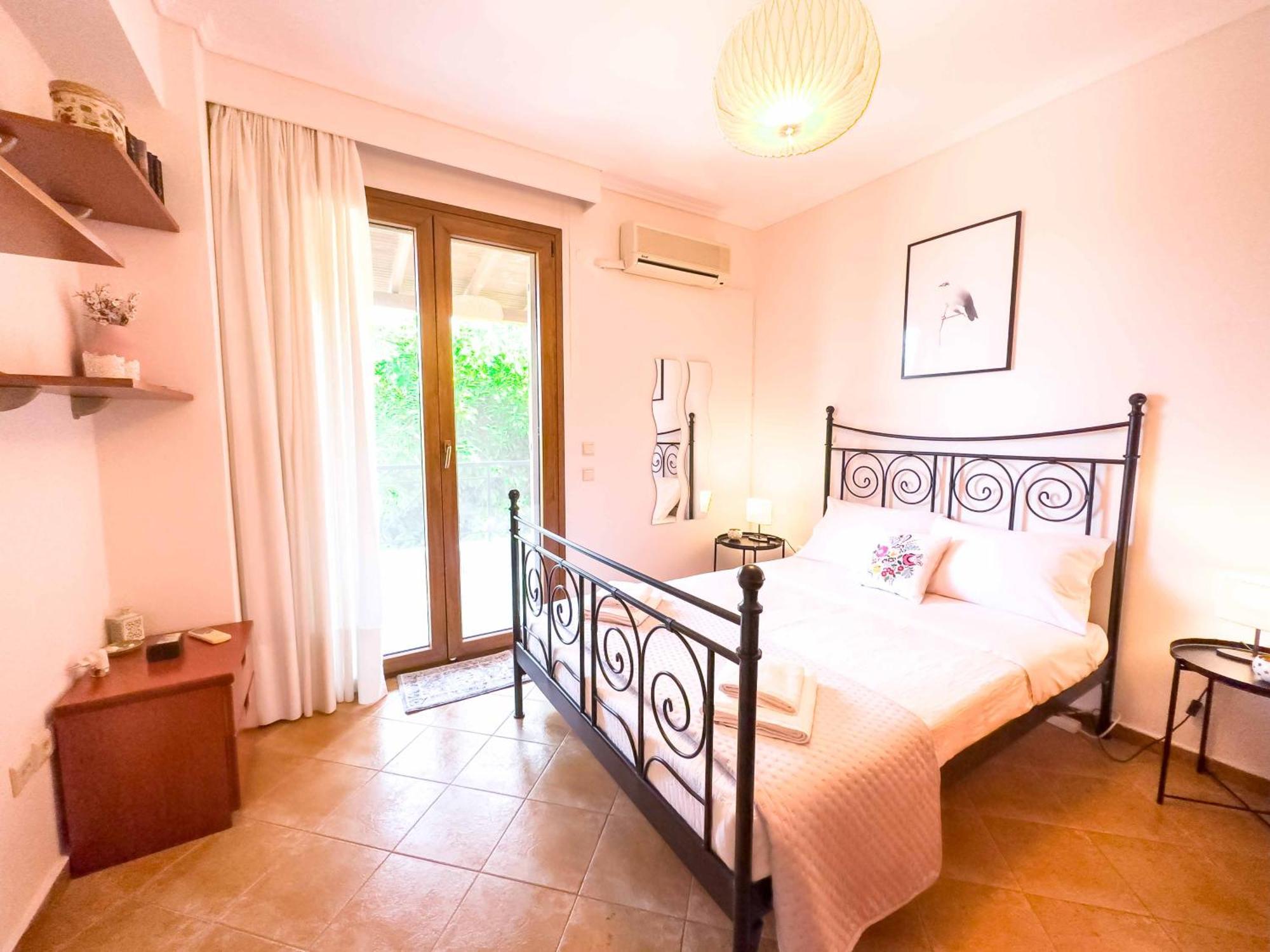 Villa Bougainvillea 에파노미 외부 사진