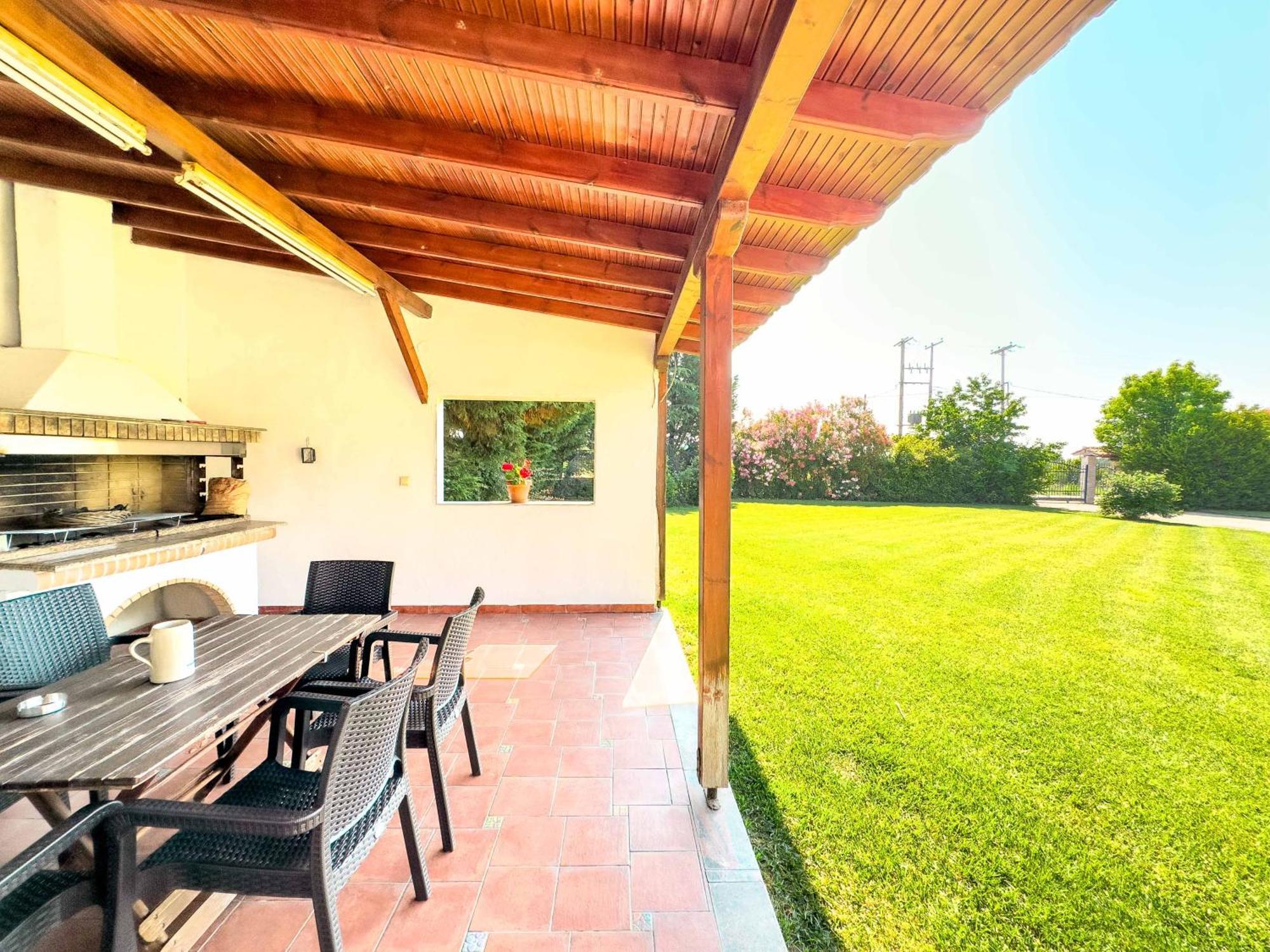 Villa Bougainvillea 에파노미 외부 사진